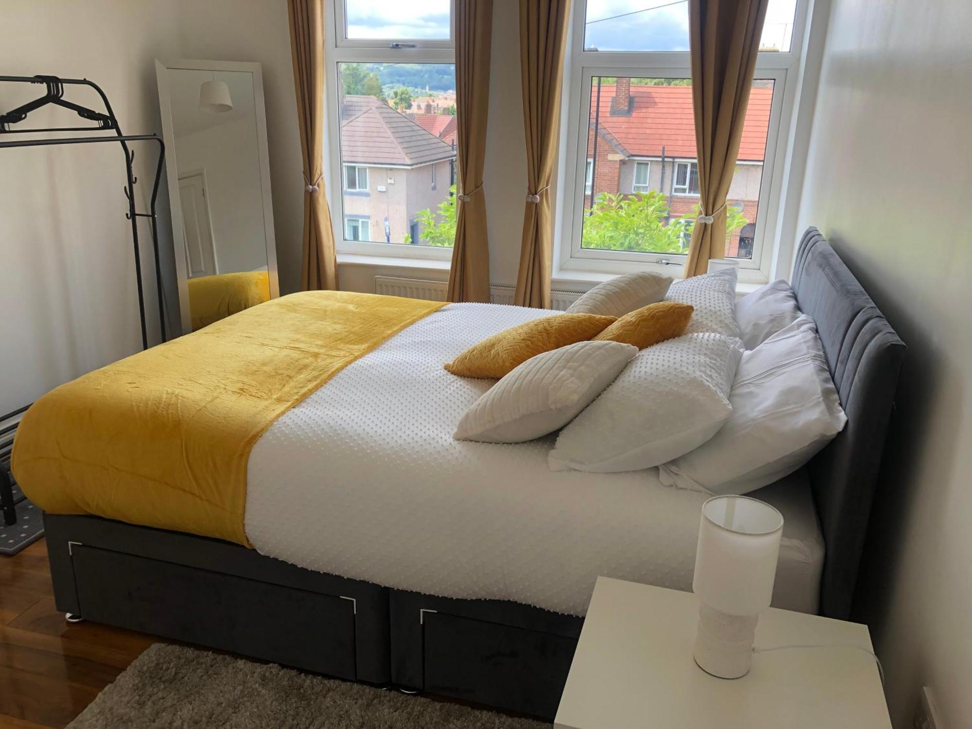 Holiday home Retreat - Cozy 3 Bedroom House Sheffield