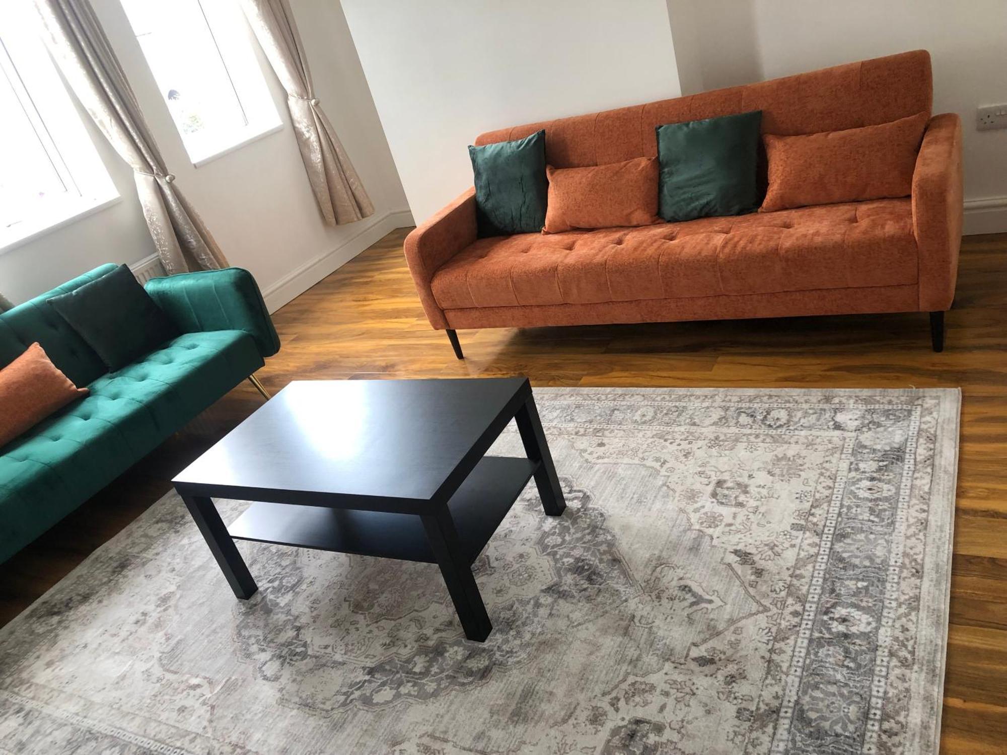 Retreat - Cozy 3 Bedroom House *
