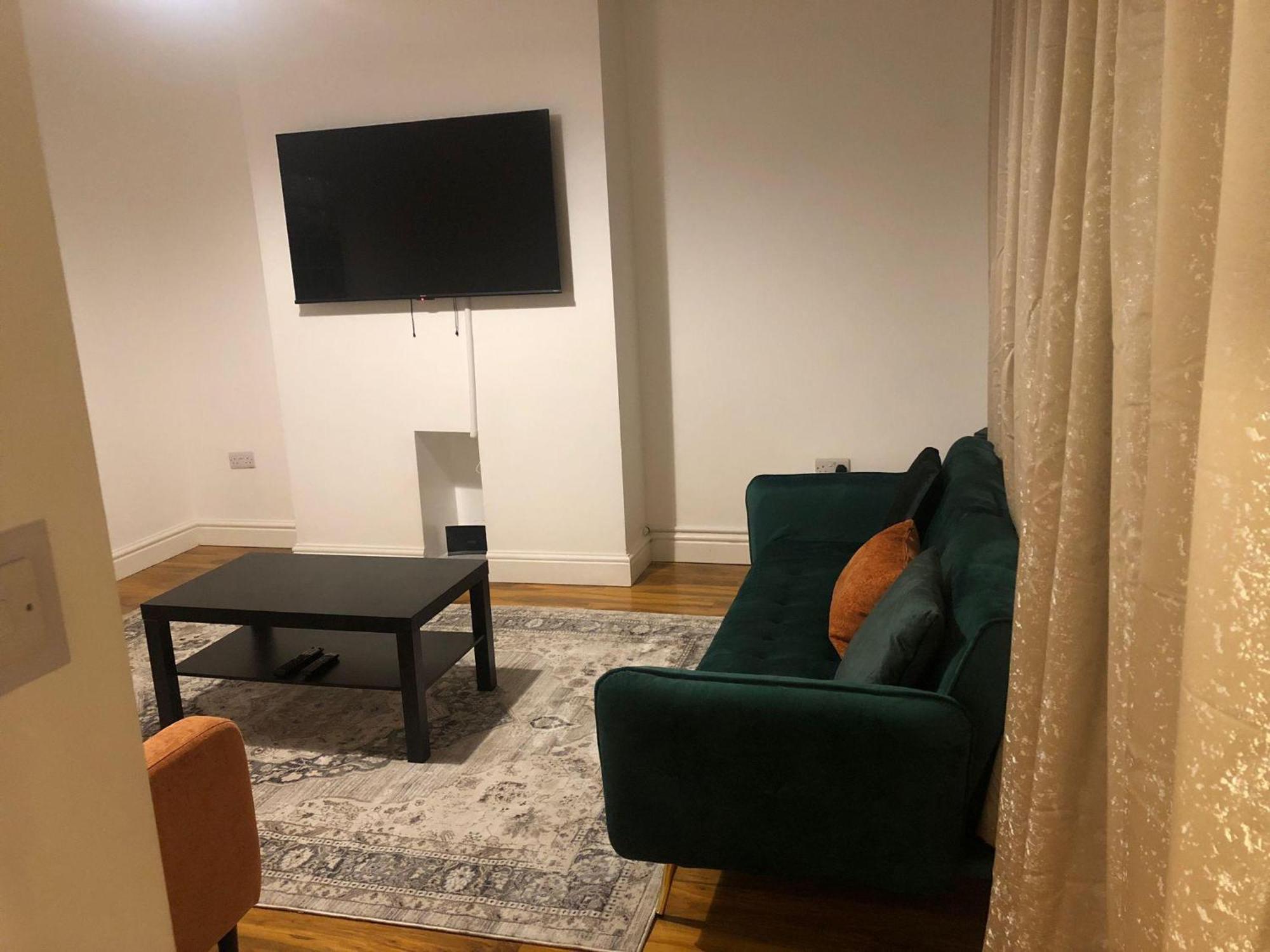 Retreat - Cozy 3 Bedroom House